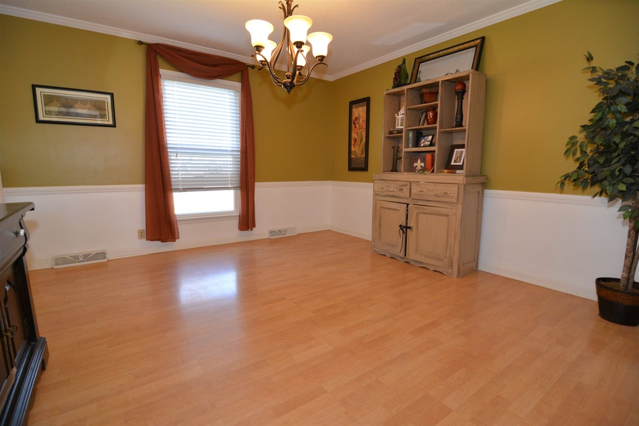 10711 Gettysburg Dr, Newburgh, IN 47630 photo 6