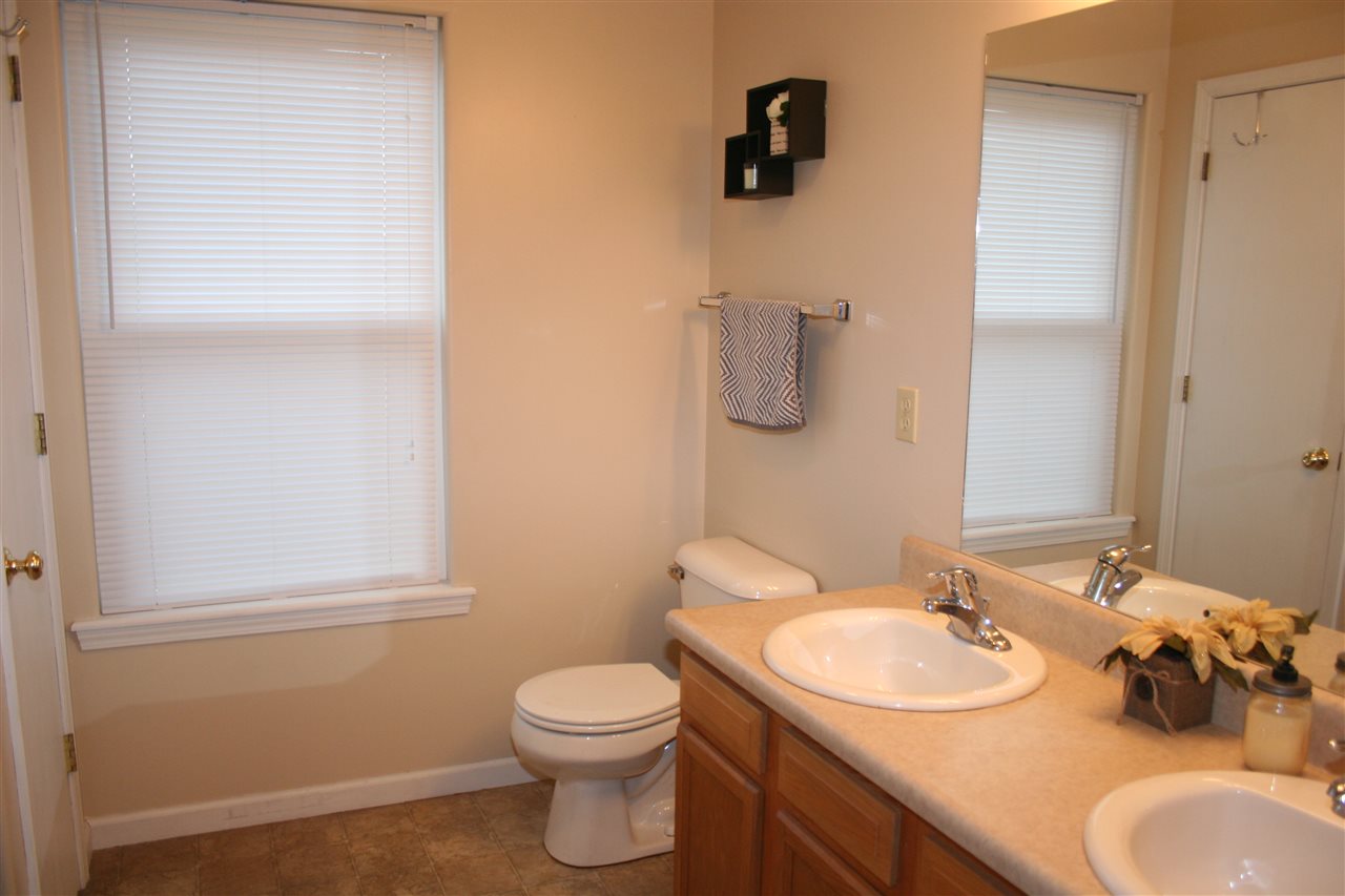 9515 E 490 S, Wolcottville, IN 46795 photo 14