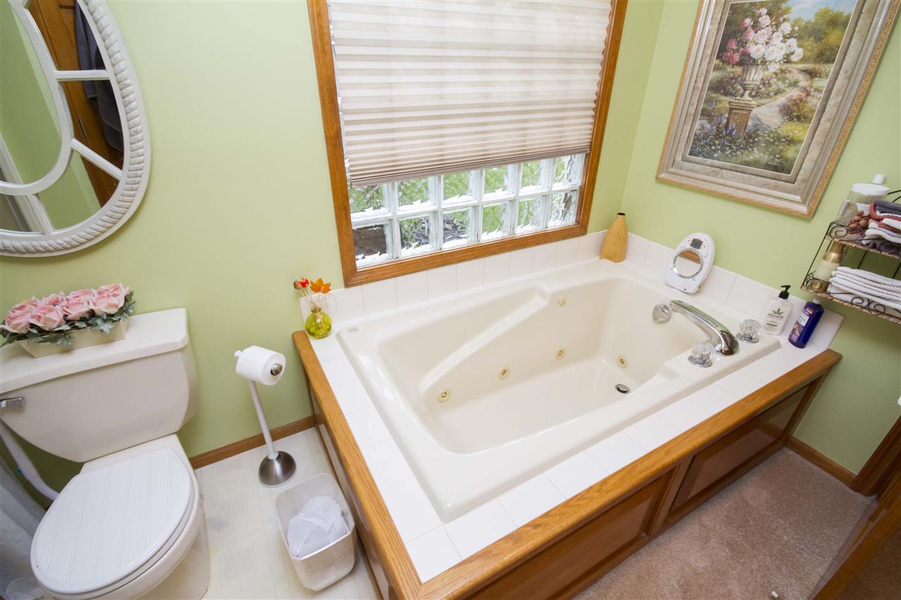 6624 Mapleton Dr, Fort Wayne, IN 46845 photo 16