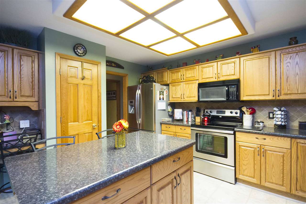 6624 Mapleton Dr, Fort Wayne, IN 46845 photo 9