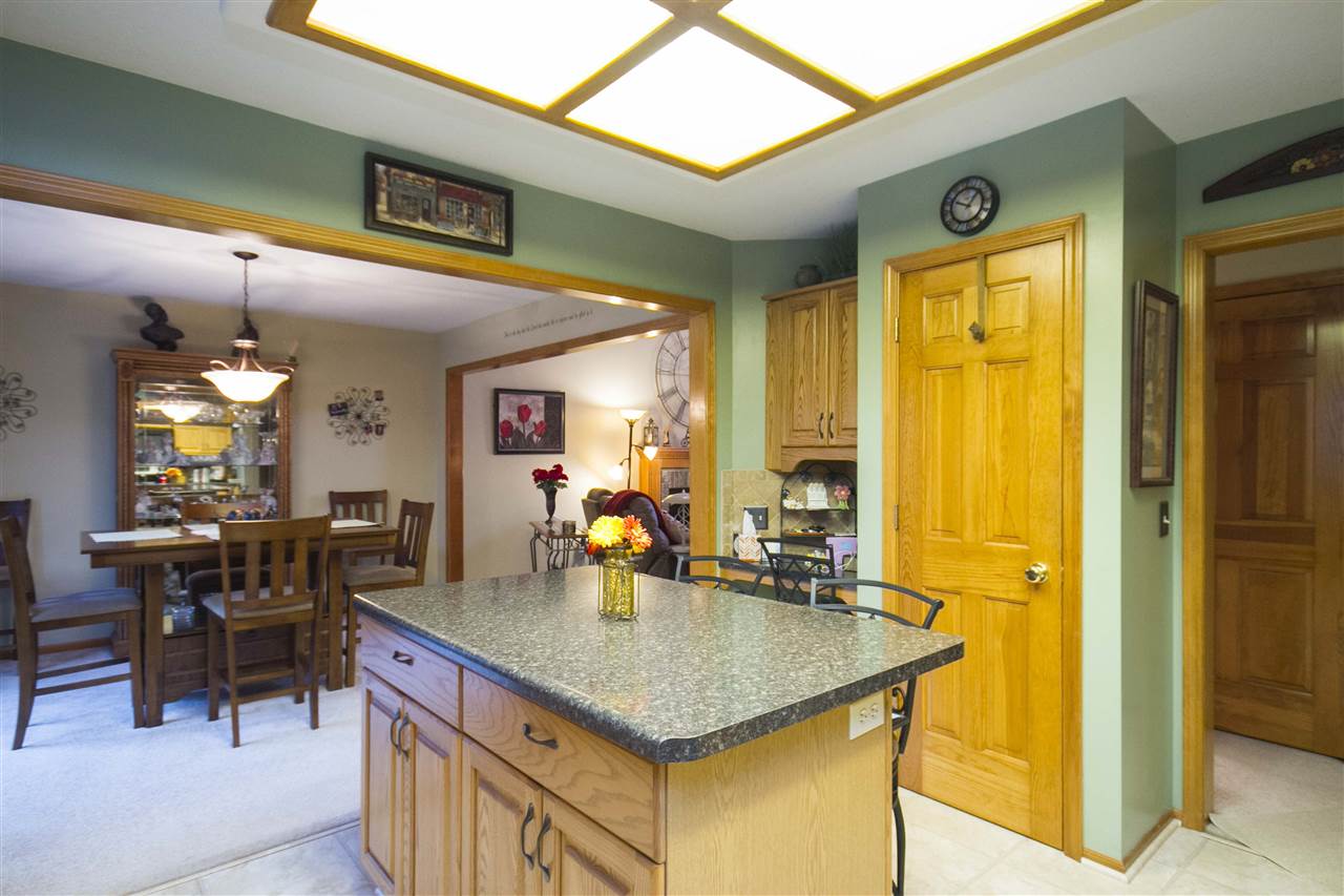 6624 Mapleton Dr, Fort Wayne, IN 46845 photo 11