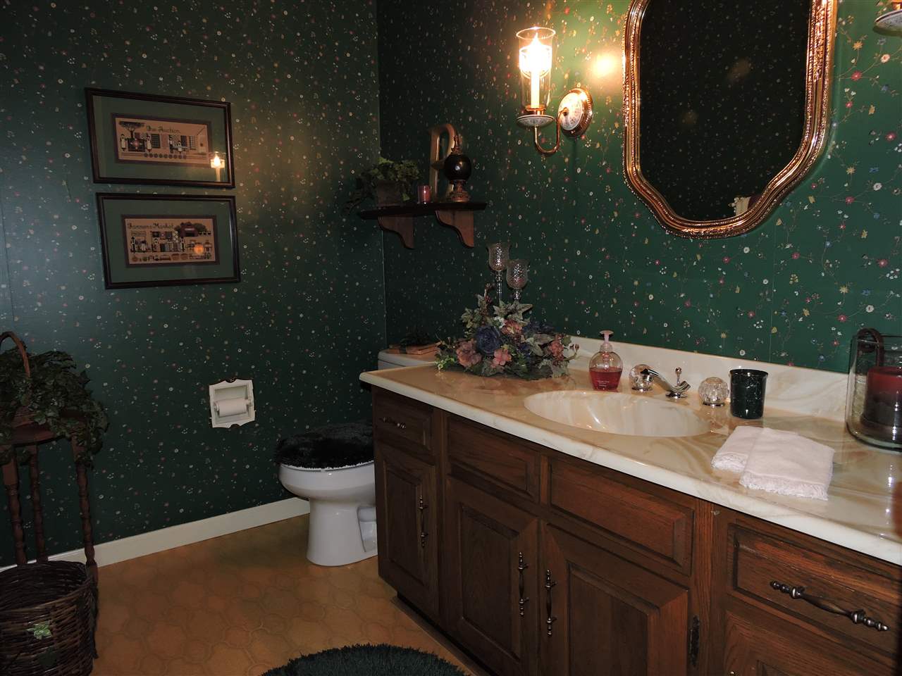 16976 Hampton, Granger, IN 46530 photo 20