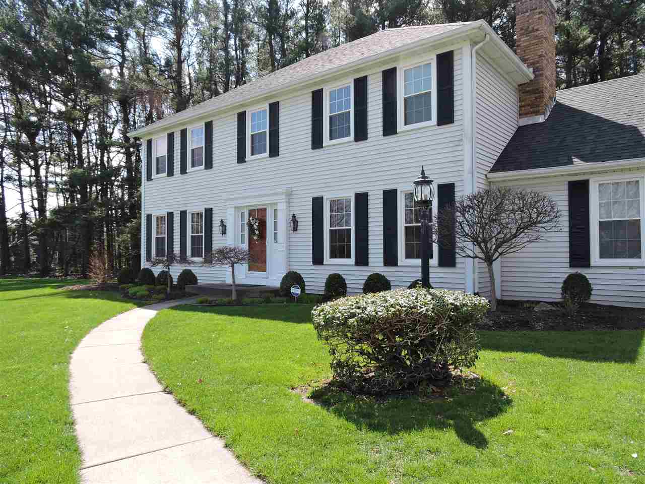 16976 Hampton, Granger, IN 46530 photo 2