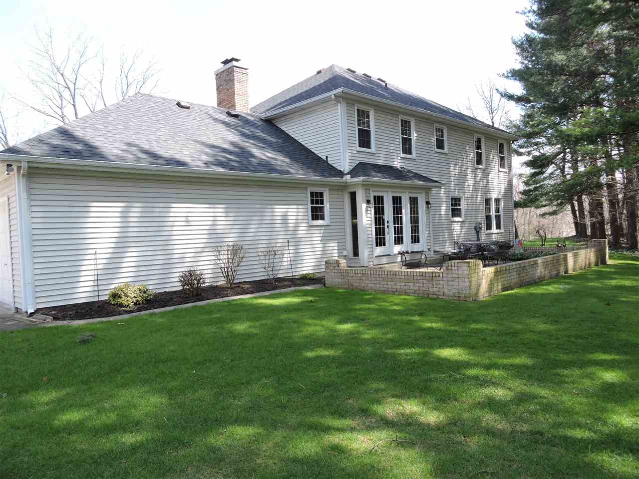 16976 Hampton, Granger, IN 46530 photo 4