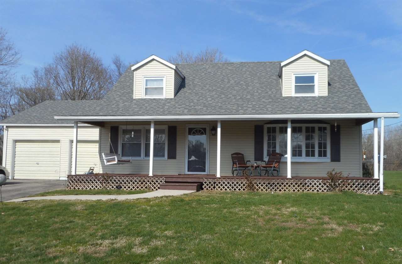 1412 Short St, Covington, IN 47932 photo 1