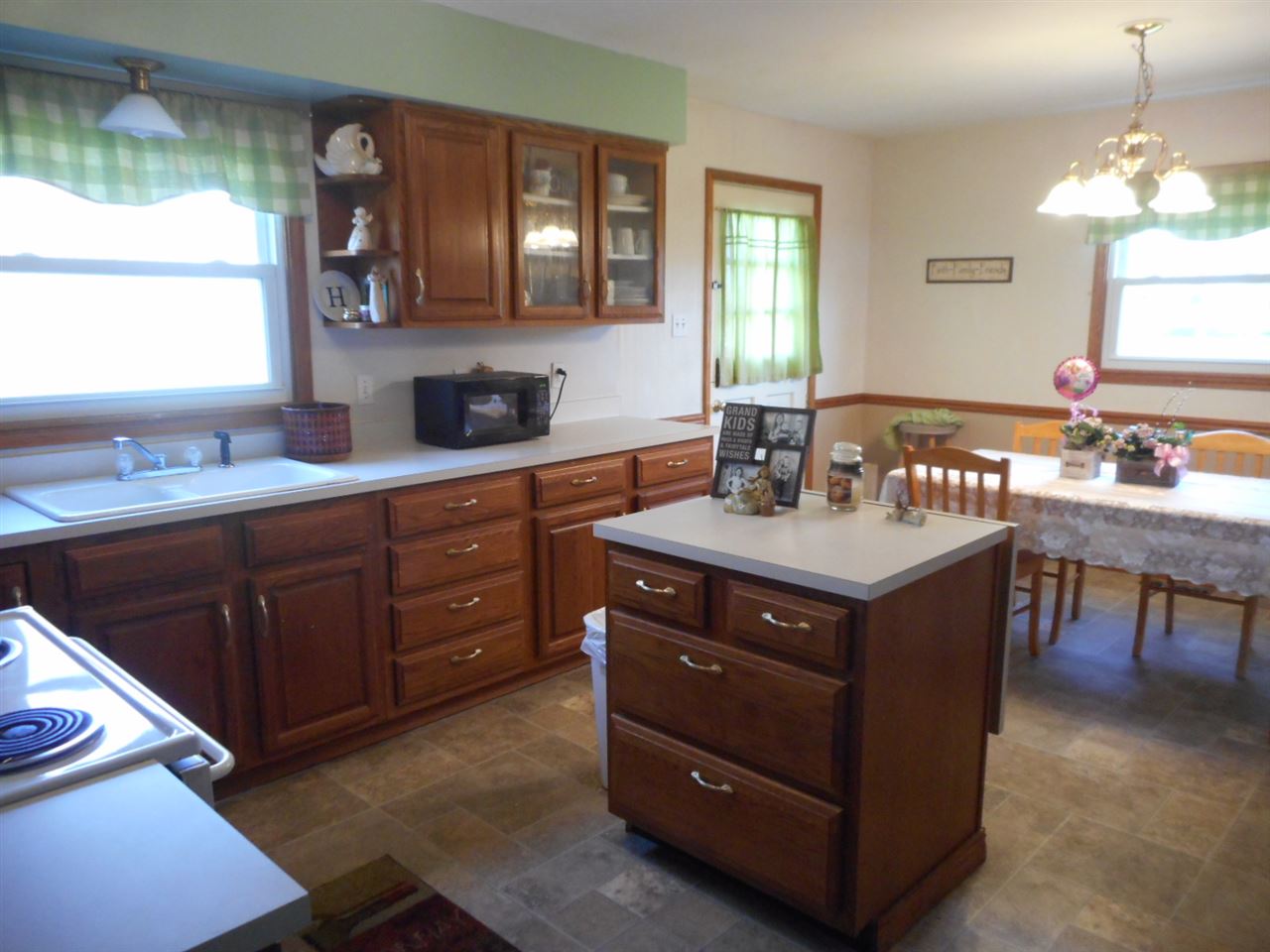 1412 Short St, Covington, IN 47932 photo 2