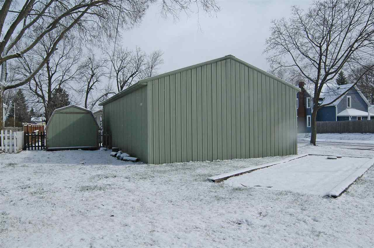 643 E 3rd St, Mishawaka, IN 46544 photo 31