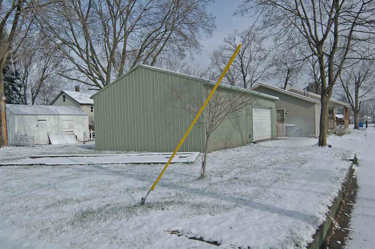 643 E 3rd St, Mishawaka, IN 46544 photo 33