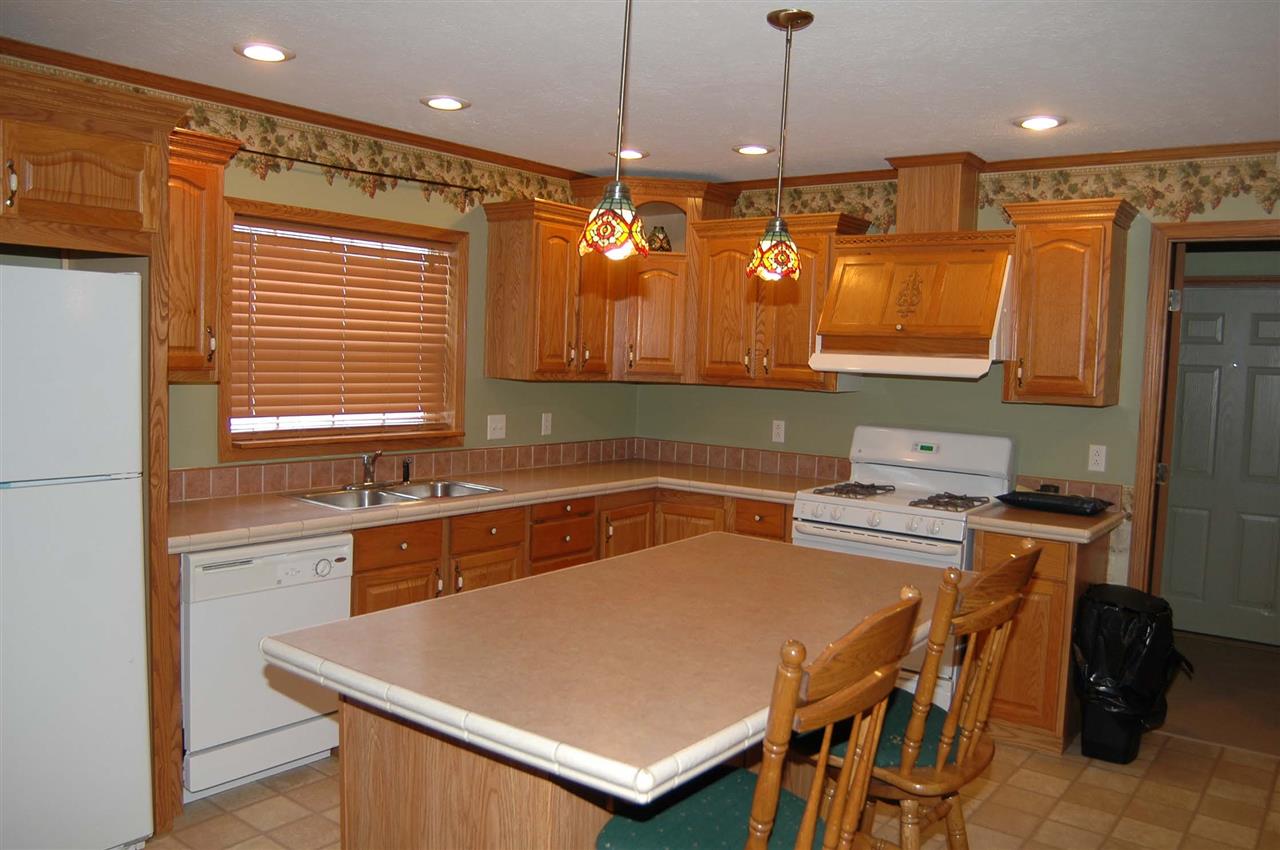 643 E 3rd St, Mishawaka, IN 46544 photo 7