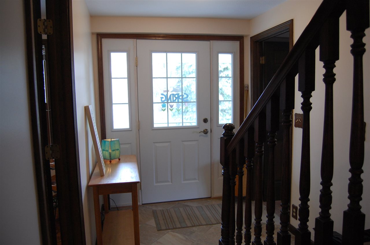113 Harrison St, Wakarusa, IN 46573 photo 6