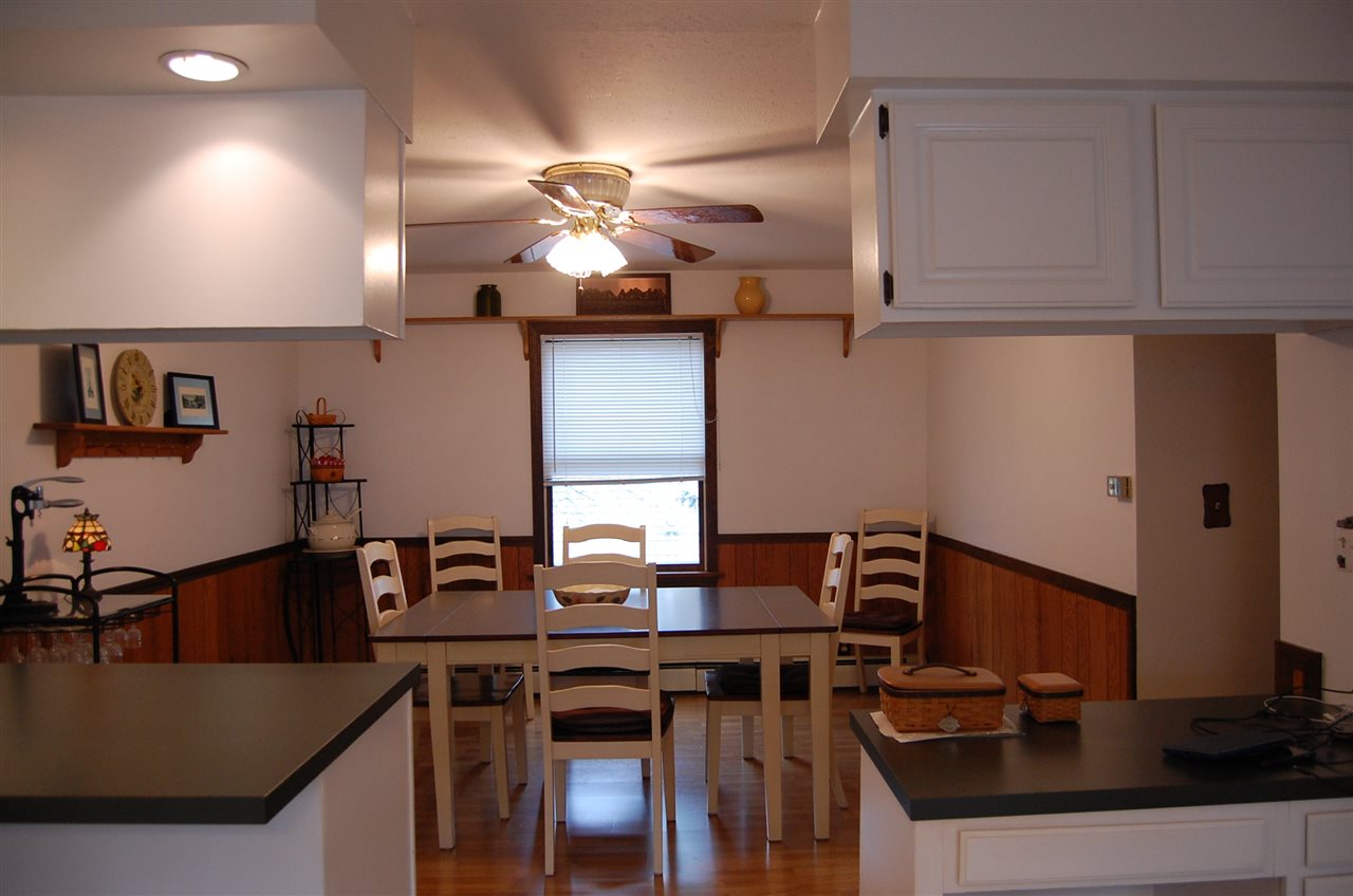 113 Harrison St, Wakarusa, IN 46573 photo 13