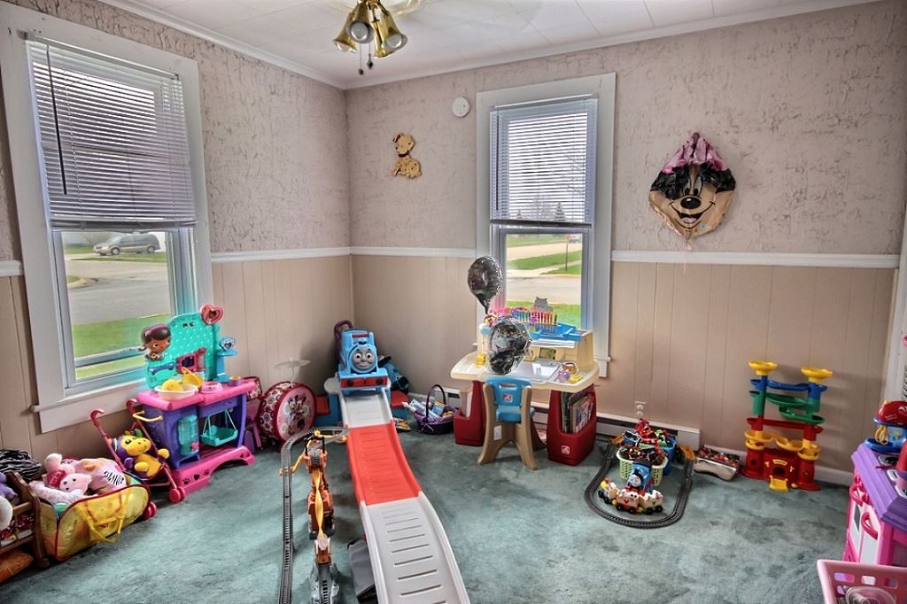 4203 Core St, Woodburn, IN 46797 photo 9