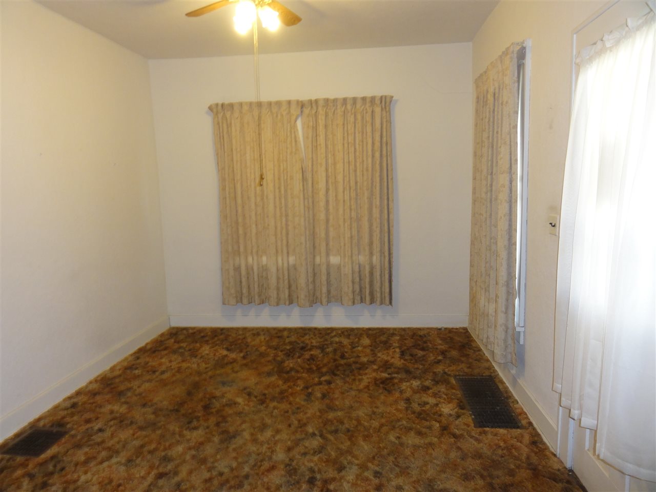 522 E Monroe St, Delphi, IN 46923 photo 7