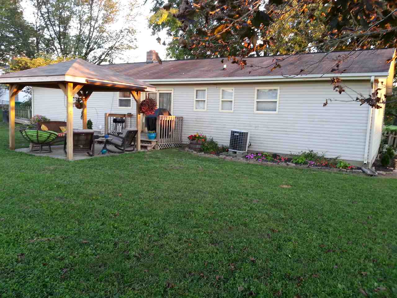 4597 E State Road 54, Bloomfield, IN 47424 photo 12