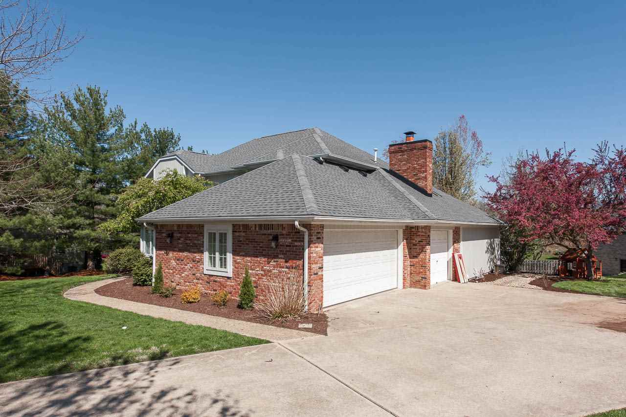 3707 E Taylor Ct, Bloomington, IN 47401 photo 2