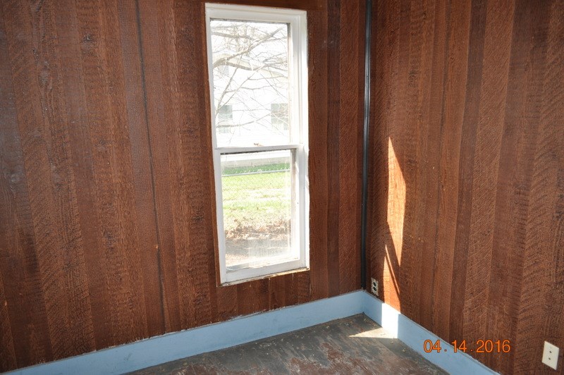565 S Oak St, Waterloo, IN 46793 photo 12