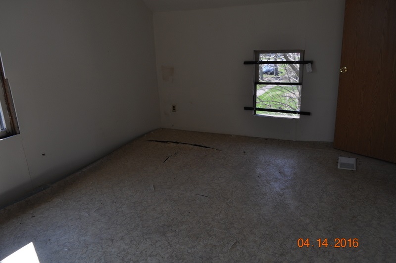 565 S Oak St, Waterloo, IN 46793 photo 23
