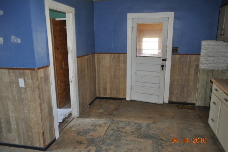 565 S Oak St, Waterloo, IN 46793 photo 15