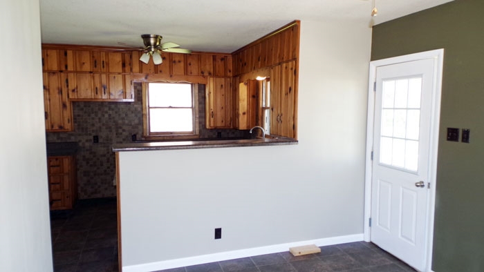 608 N Main St, Bicknell, IN 47512 photo 4