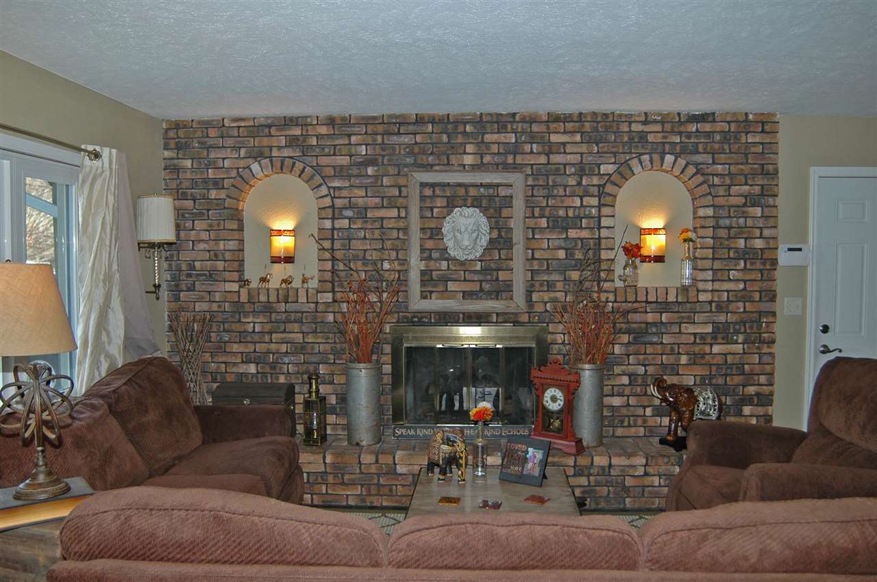 59069 Melrose Pl, Elkhart, IN 46517 photo 4
