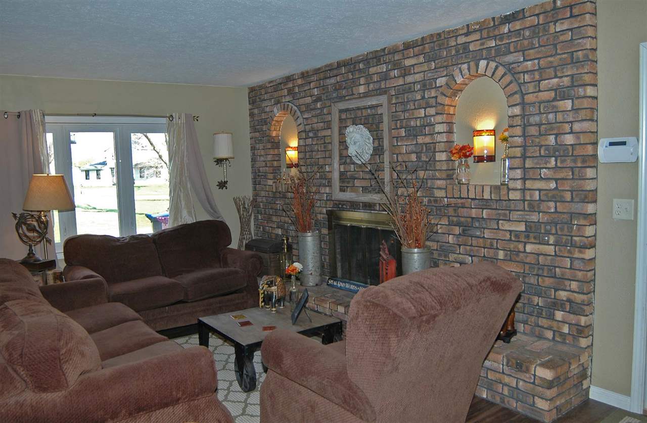 59069 Melrose Pl, Elkhart, IN 46517 photo 3