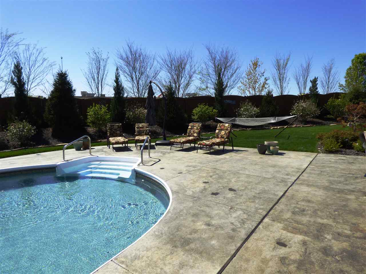 3822 Elizabeth Ct, Newburgh, IN 47630 photo 8