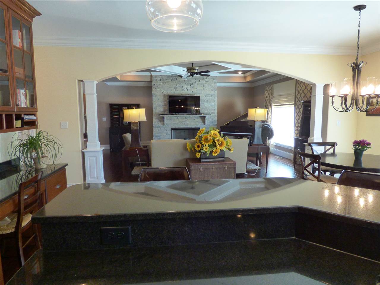 3822 Elizabeth Ct, Newburgh, IN 47630 photo 13