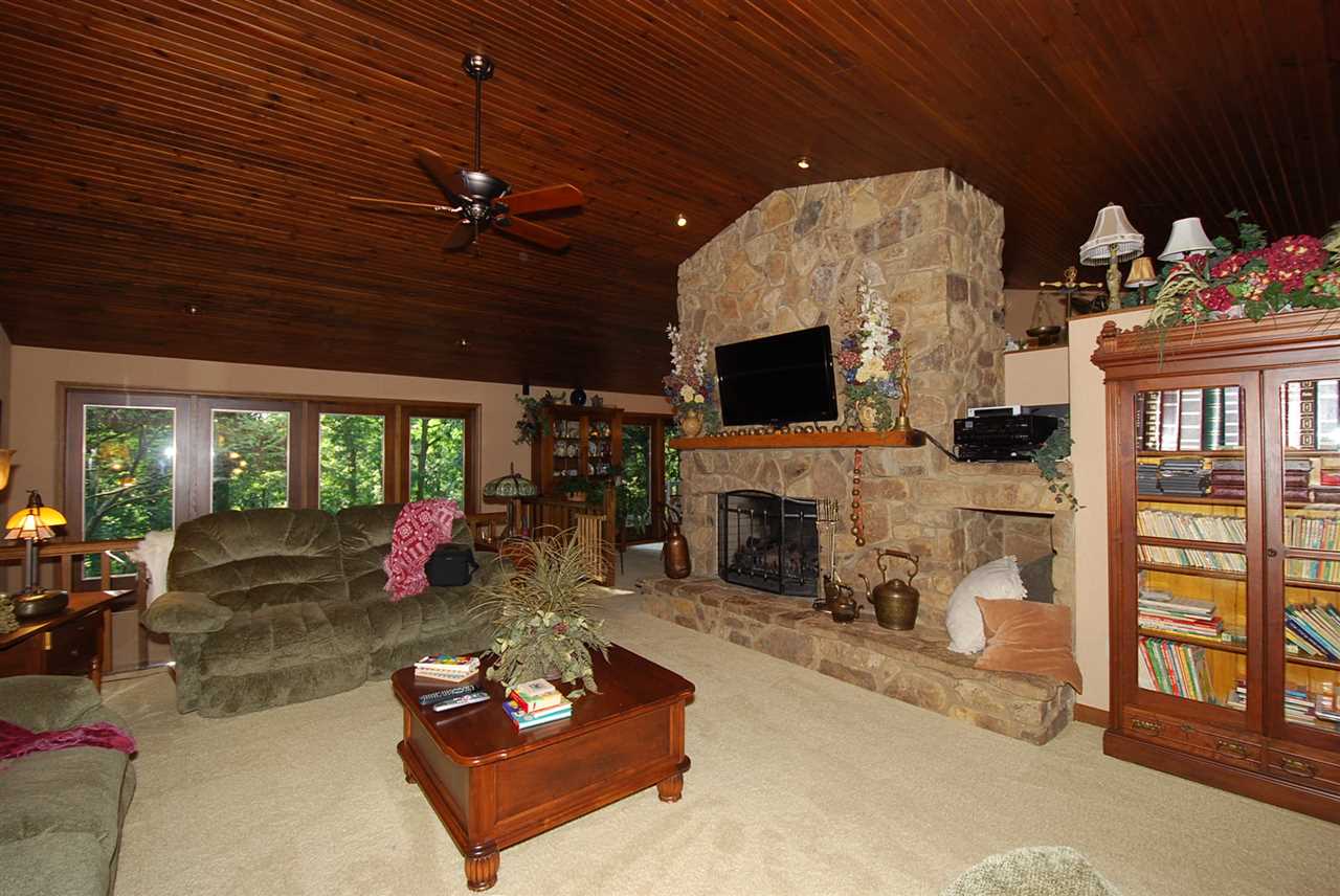 354 W Sunset Dr, Huntingburg, IN 47542 photo 6