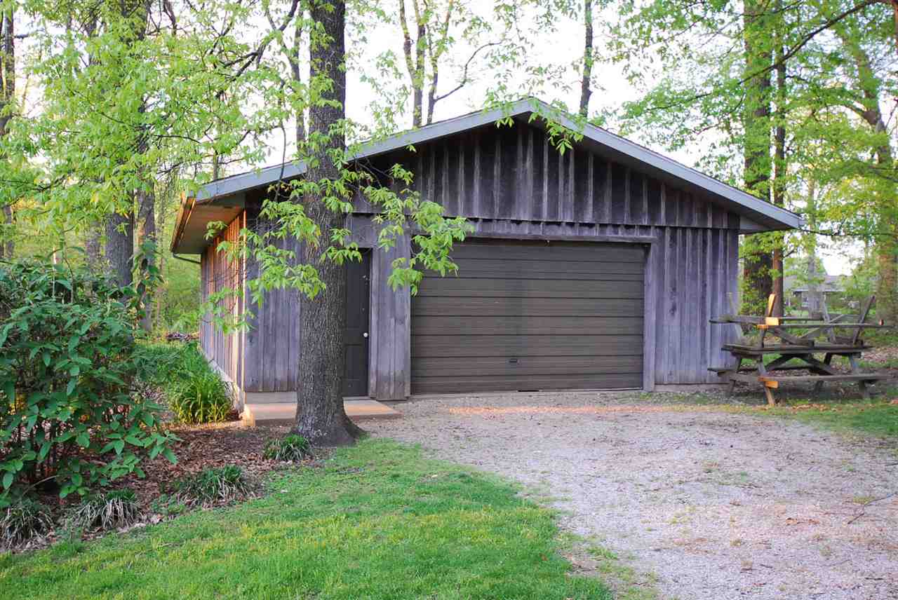 354 W Sunset Dr, Huntingburg, IN 47542 photo 23