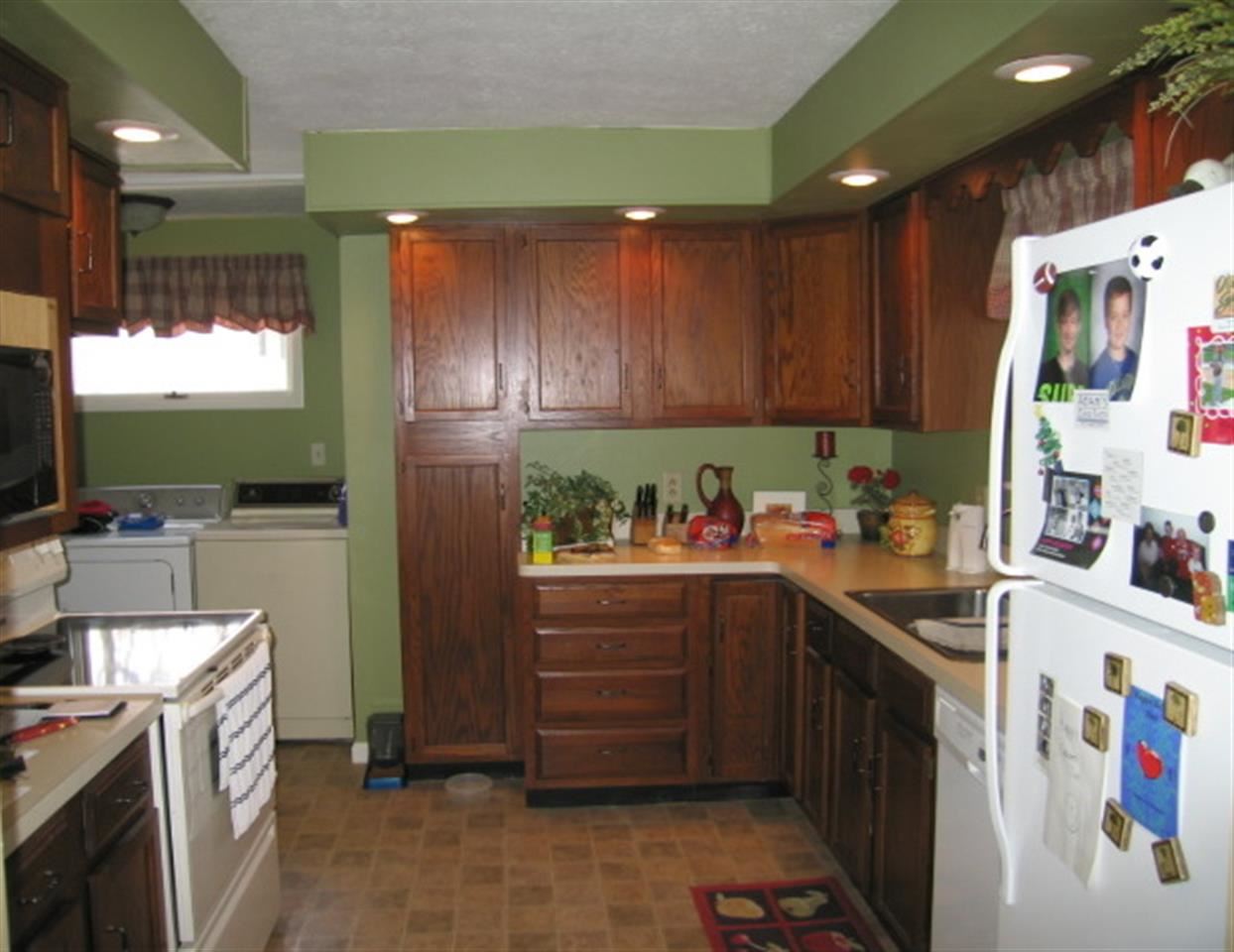 19055 Cr 2, Bristol, IN 46507 photo 3