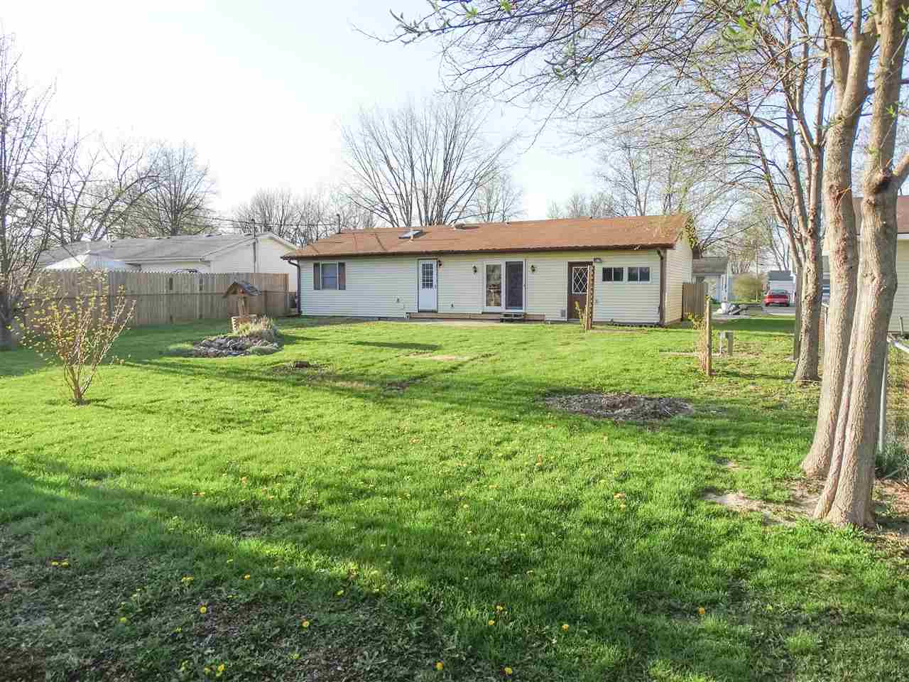 405 E 12th St, Brookston, IN 47923 photo 12