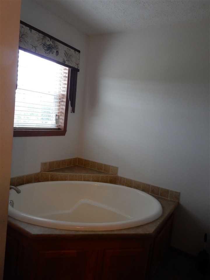 13353 State Road 145, Tell City, IN 47586 photo 16