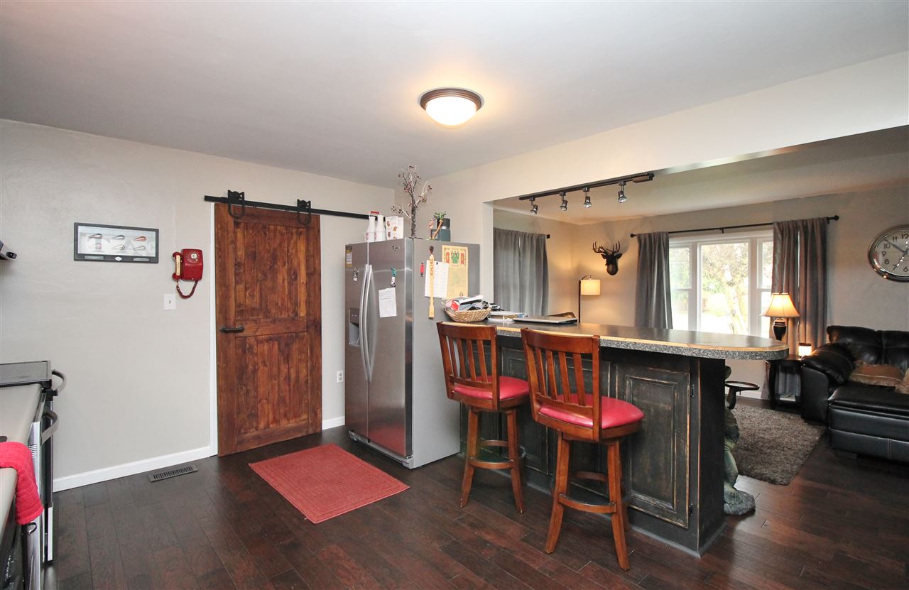 404 W 3rd St, Fairmount, IN 46928 photo 5