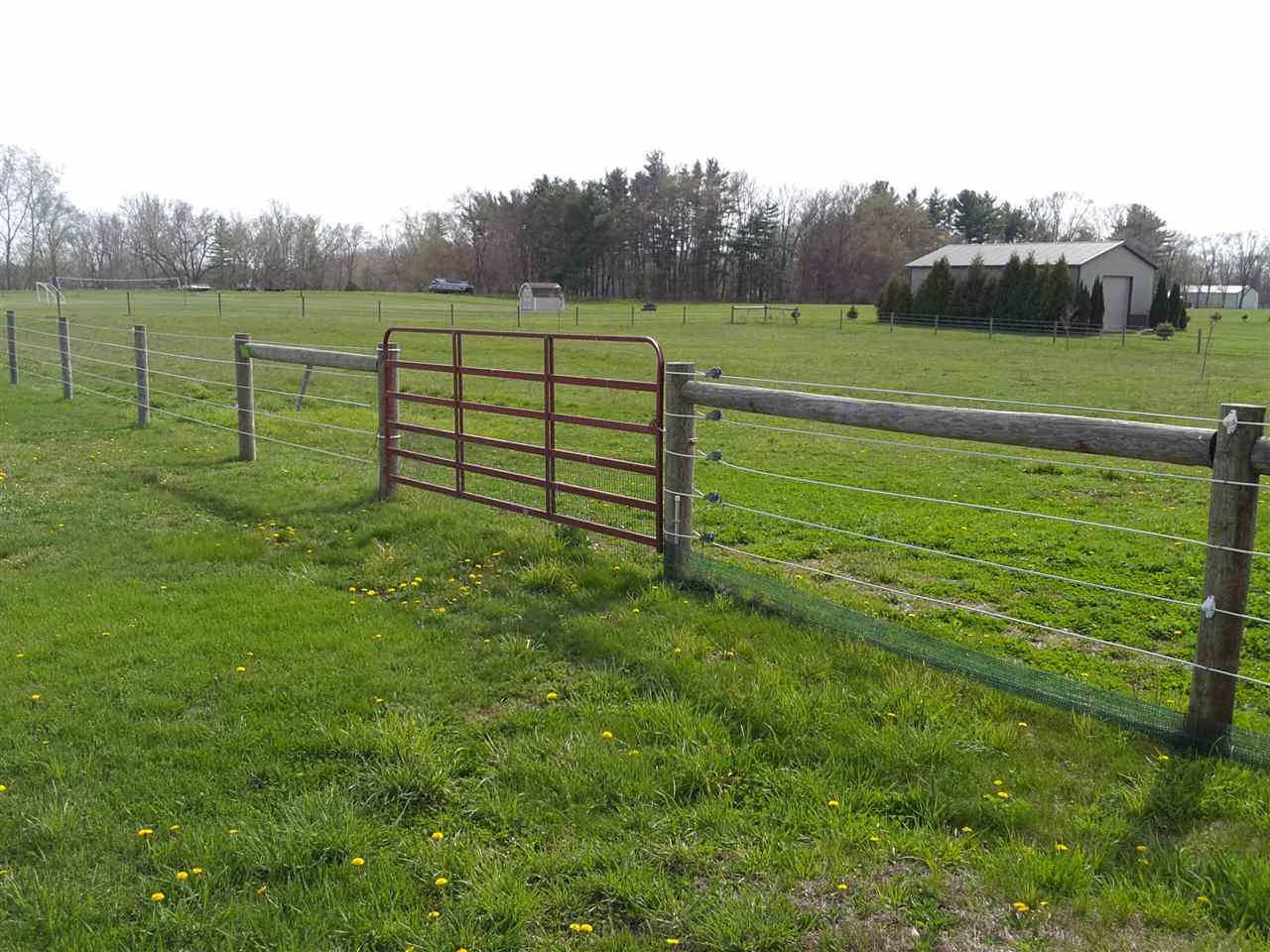 4667 N Sullivan Rd, Leesburg, IN 46538 photo 25