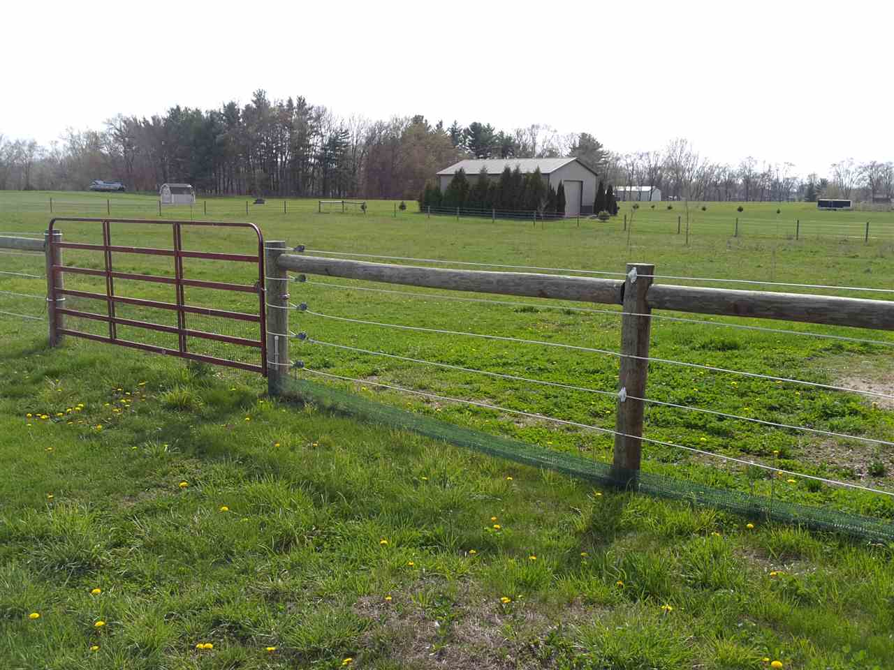 4667 N Sullivan Rd, Leesburg, IN 46538 photo 24