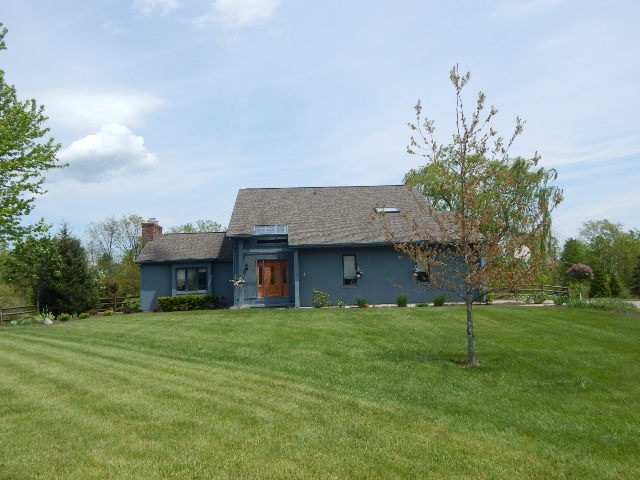 606 Lakemont Ct, Fort Wayne, IN 46845 photo 3
