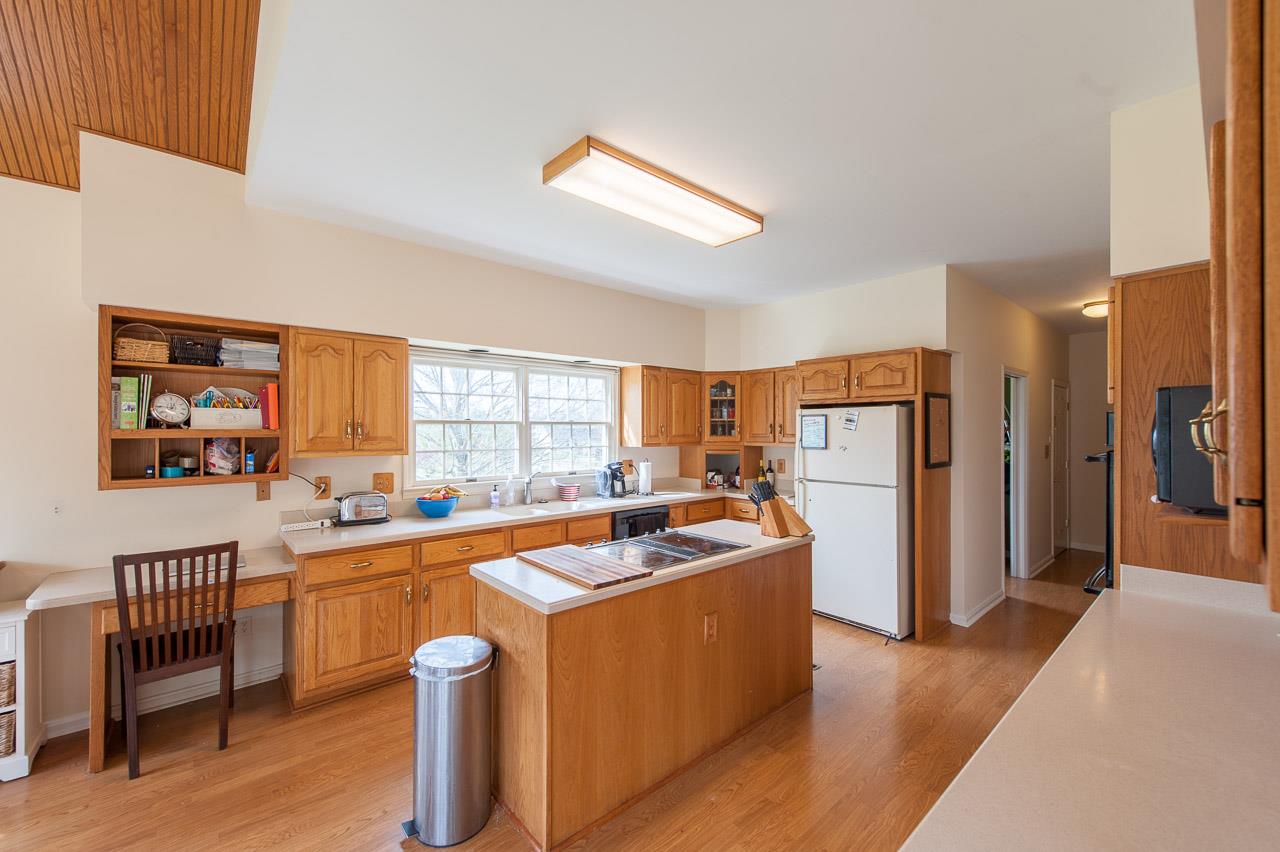 1106 E Benson Ct, Bloomington, IN 47401 photo 9