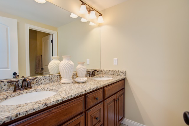 8238 Pelican Pointe Dr, Evansville, IN 47725 photo 27