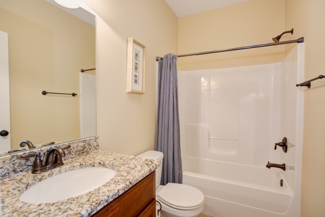 8238 Pelican Pointe Dr, Evansville, IN 47725 photo 21