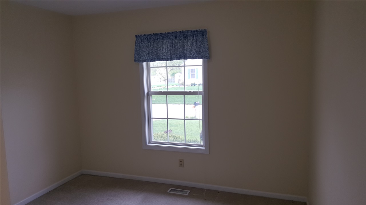 52274 Evard Dr, Granger, IN 46530 photo 11