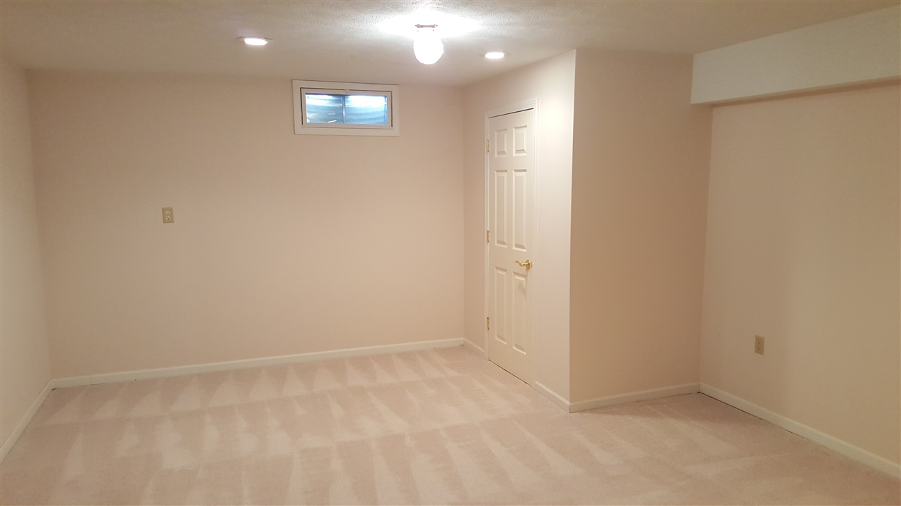 52274 Evard Dr, Granger, IN 46530 photo 13