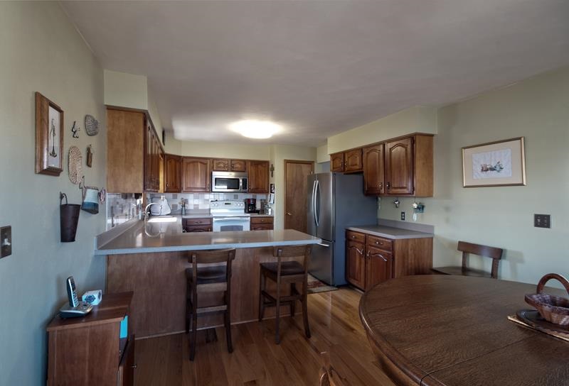 10728 Veach Dr, Middlebury, IN 46540 photo 9