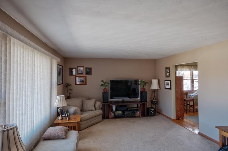 10728 Veach Dr, Middlebury, IN 46540 photo 3