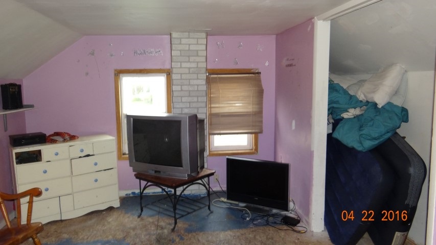 6898 Front Street Sts, Spencerville, IN 46788 photo 12