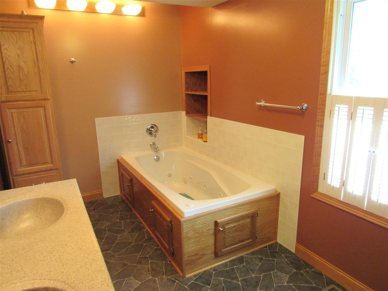 800 N Hartstrait Rd, Bloomington, IN 47404 photo 9