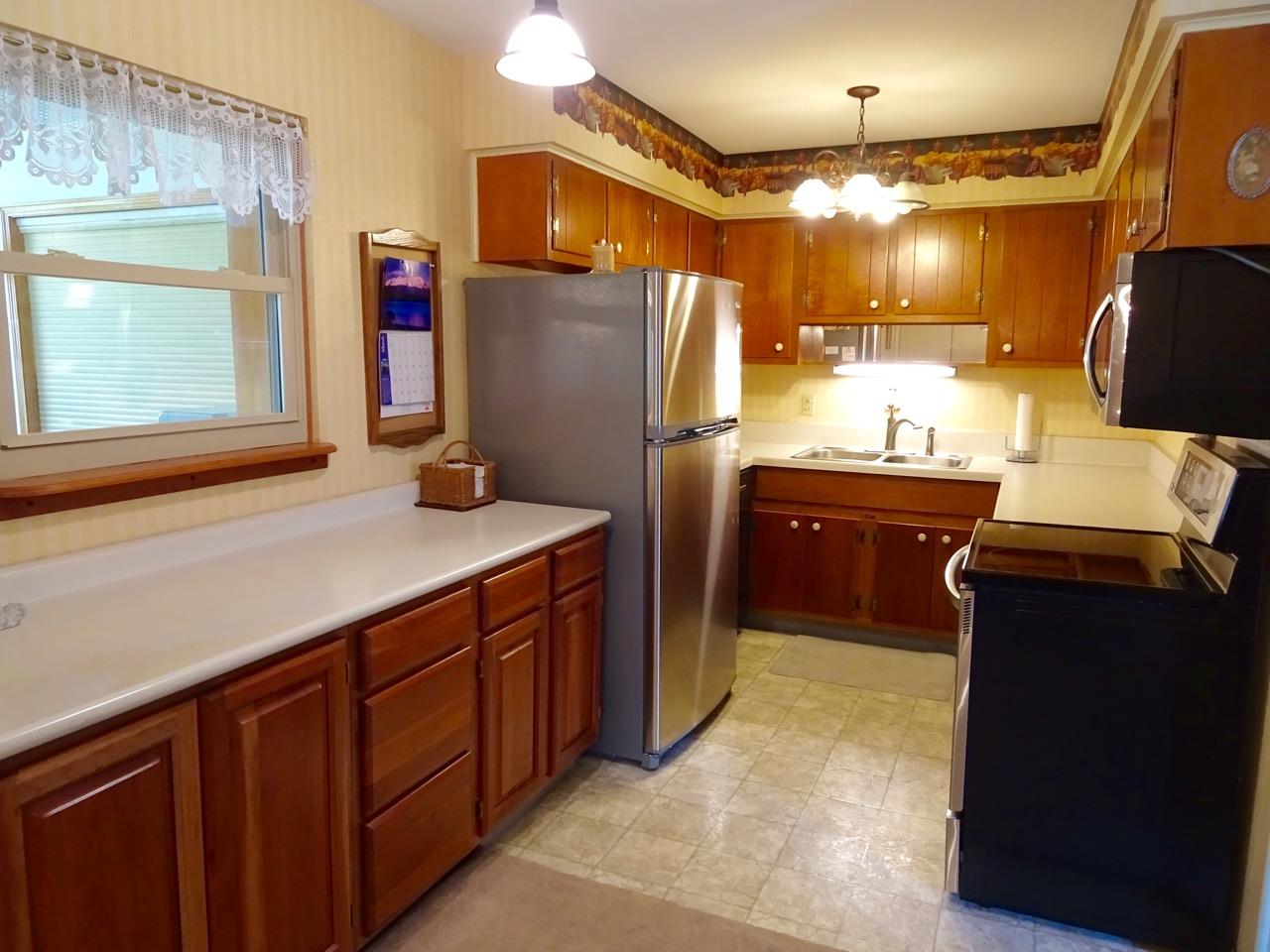 920 E State, Albany, IN 47320 photo 14