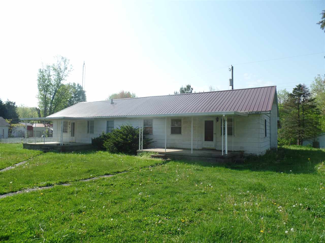 121 Stark St, Crane, IN 47522 photo 2