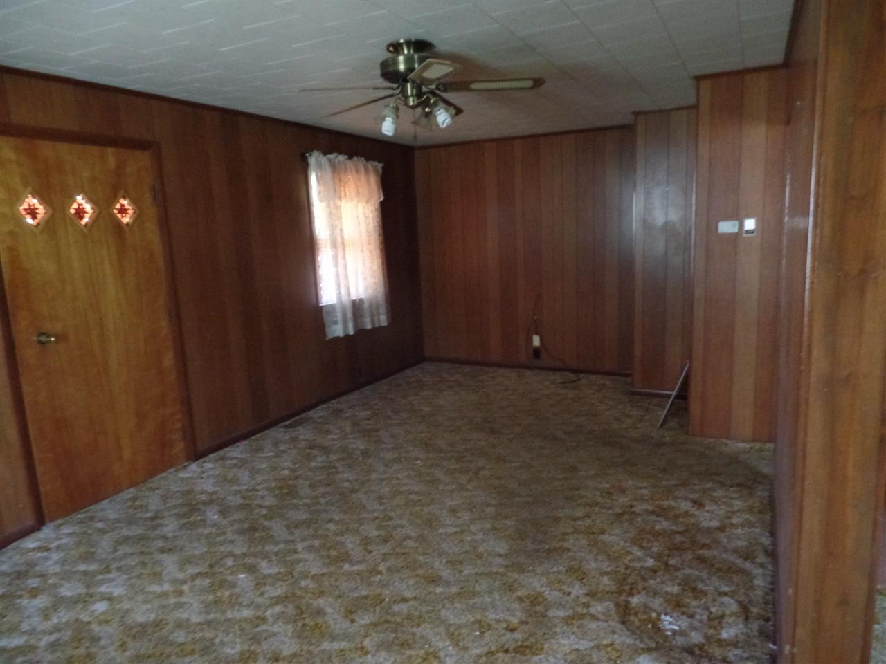 121 Stark St, Crane, IN 47522 photo 5