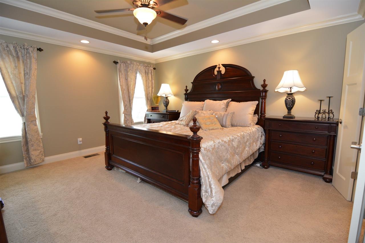 4695 Fieldcrest Place Cir, Newburgh, IN 47630 photo 13