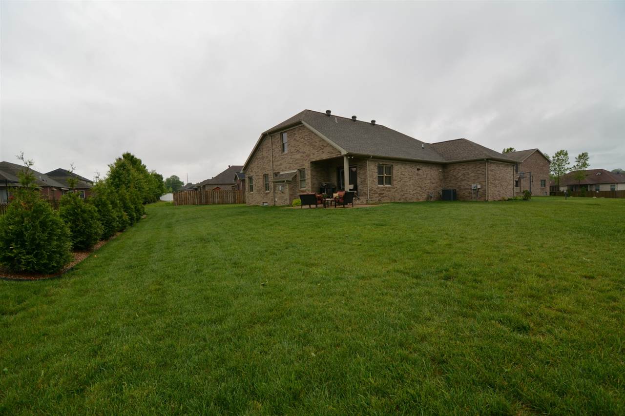 4695 Fieldcrest Place Cir, Newburgh, IN 47630 photo 27